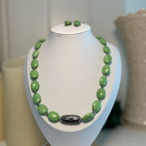 Green Turquoise Beaded Necklace with Matching Earrings- Vintage